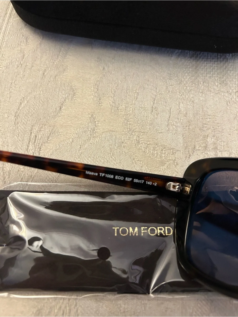 New arrival! Authentic TOM FORD MAEVE FT1008 oversized Havana Cat Eye Sunglasses